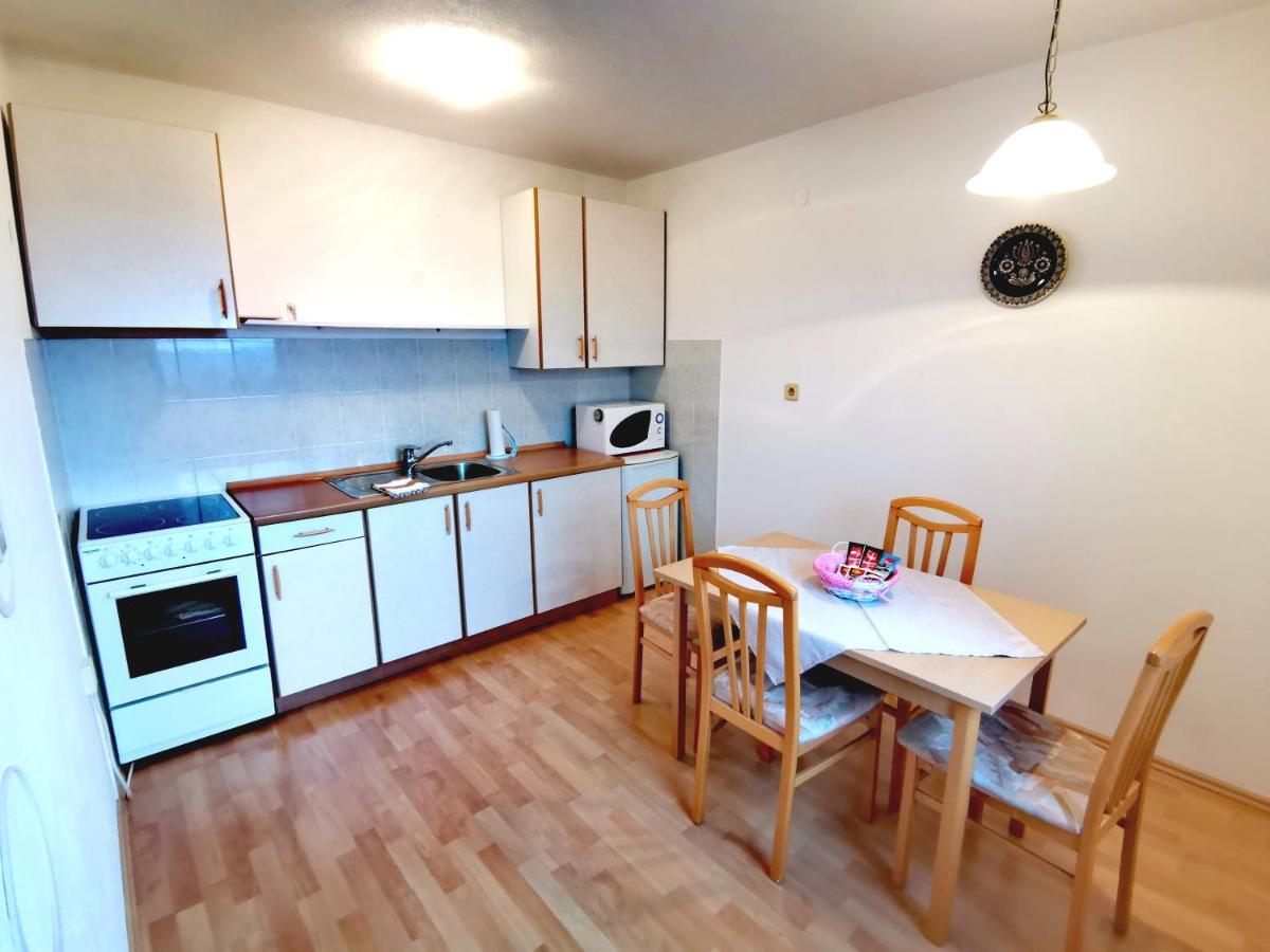 Ferienwohnung Domacija Za Robom Cerkno Exterior foto