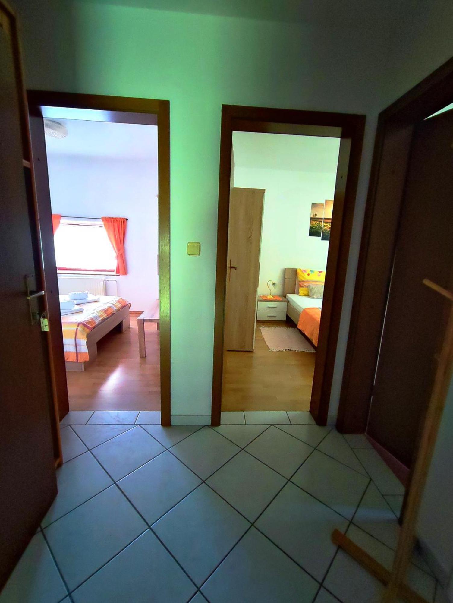Ferienwohnung Domacija Za Robom Cerkno Exterior foto