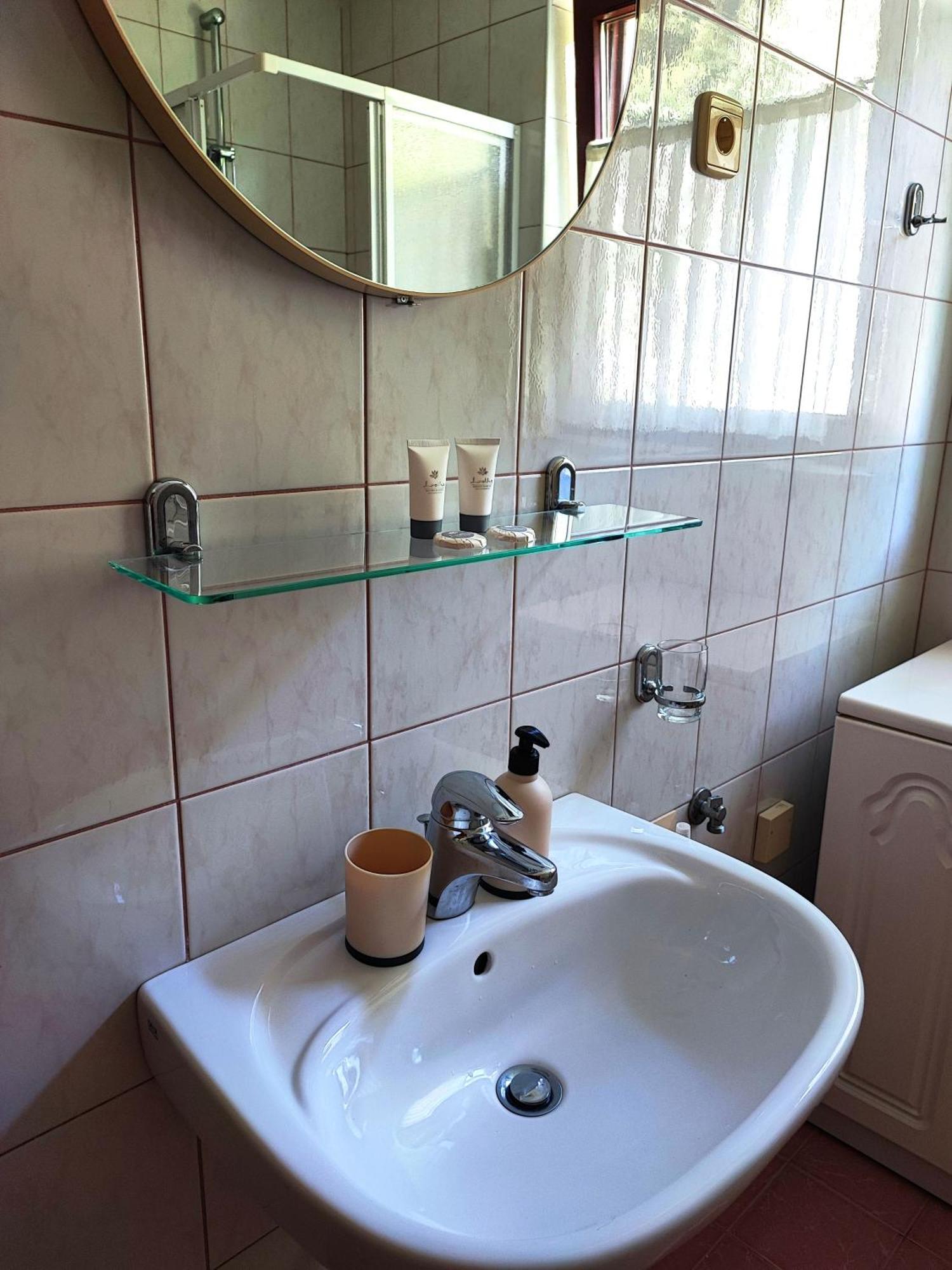 Ferienwohnung Domacija Za Robom Cerkno Exterior foto