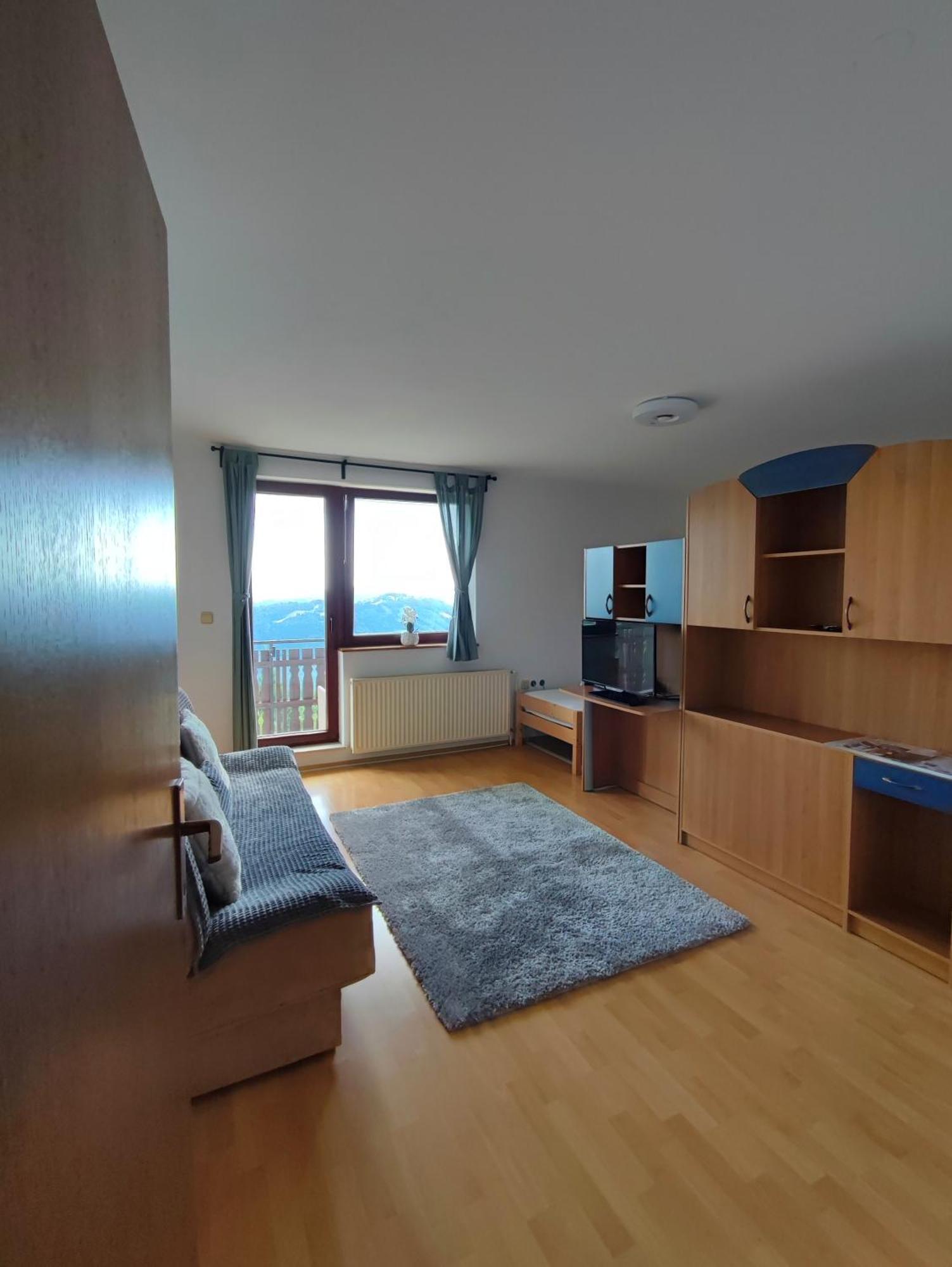 Ferienwohnung Domacija Za Robom Cerkno Exterior foto