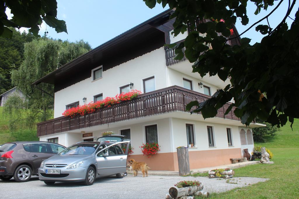 Ferienwohnung Domacija Za Robom Cerkno Exterior foto